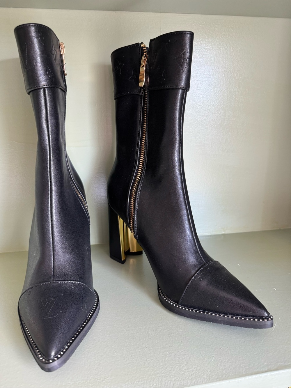 Black Women's Pointed Toe Mid-Calf Boots with Gold Heel